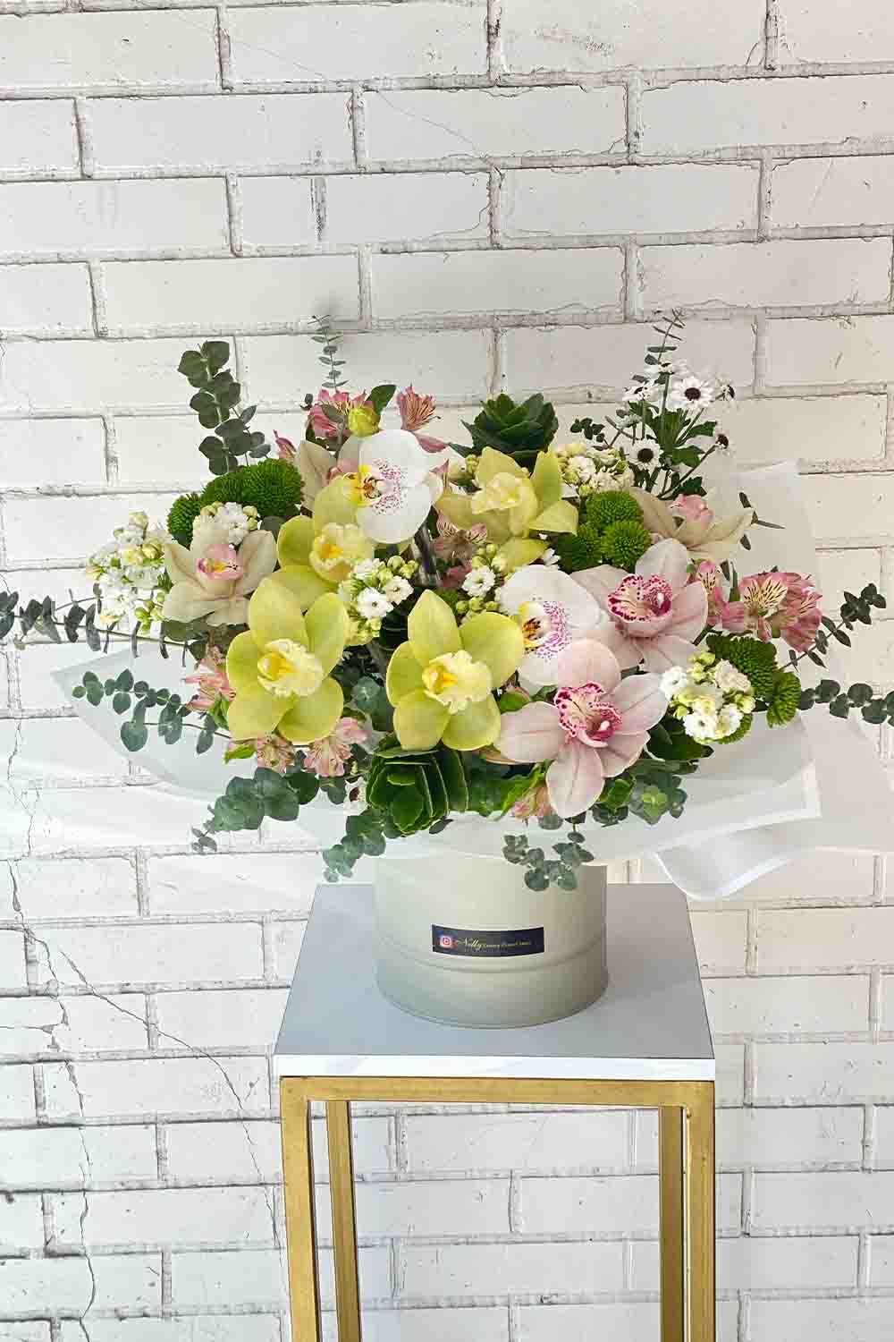 دیزاین ۴۰ سانت نلی با ارکیده