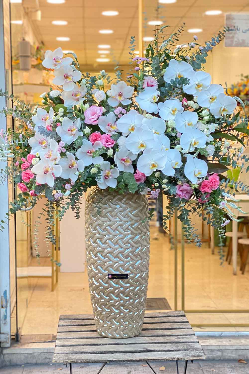 سایز بزرگ ۱ متر و ۲۰ سانت. تمام ارکیده