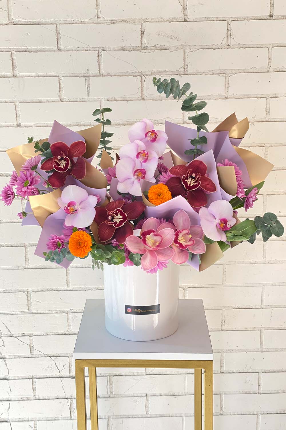 دیزاین ۵۰ سانت نلی با ارکیده