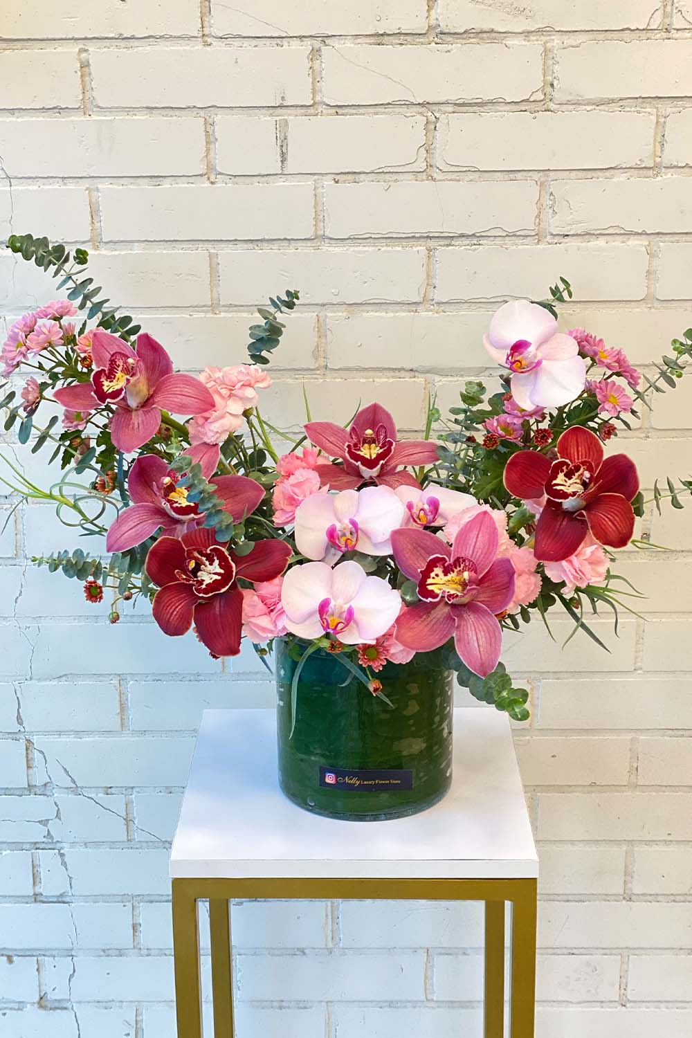 گلدان شیشه ای دیزاین ۴۰ سانت نلی با ارکیده