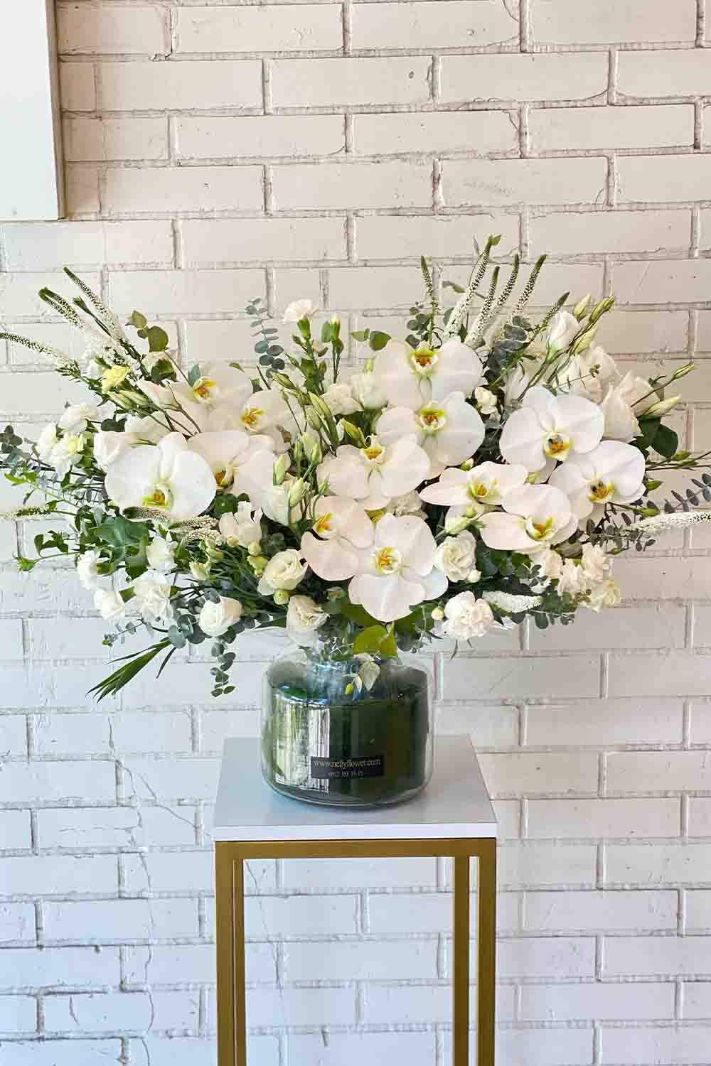 گلدان شیشه ای دیزاین تمام ارکیده سفید(۵۰ سانت)