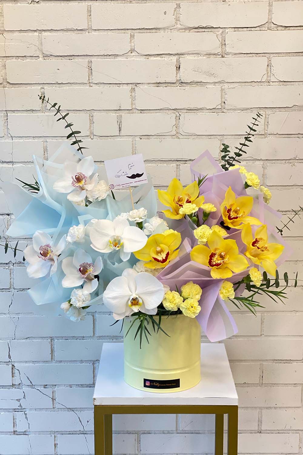 ۵۵ سانت ارکیده های سفید و لیمویی نلی